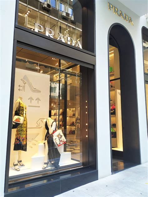 Prada Athens, Voukourestiou 17, Athina, Phone +30 21 0338 8386.